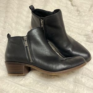 lucky brand boots worn lightly